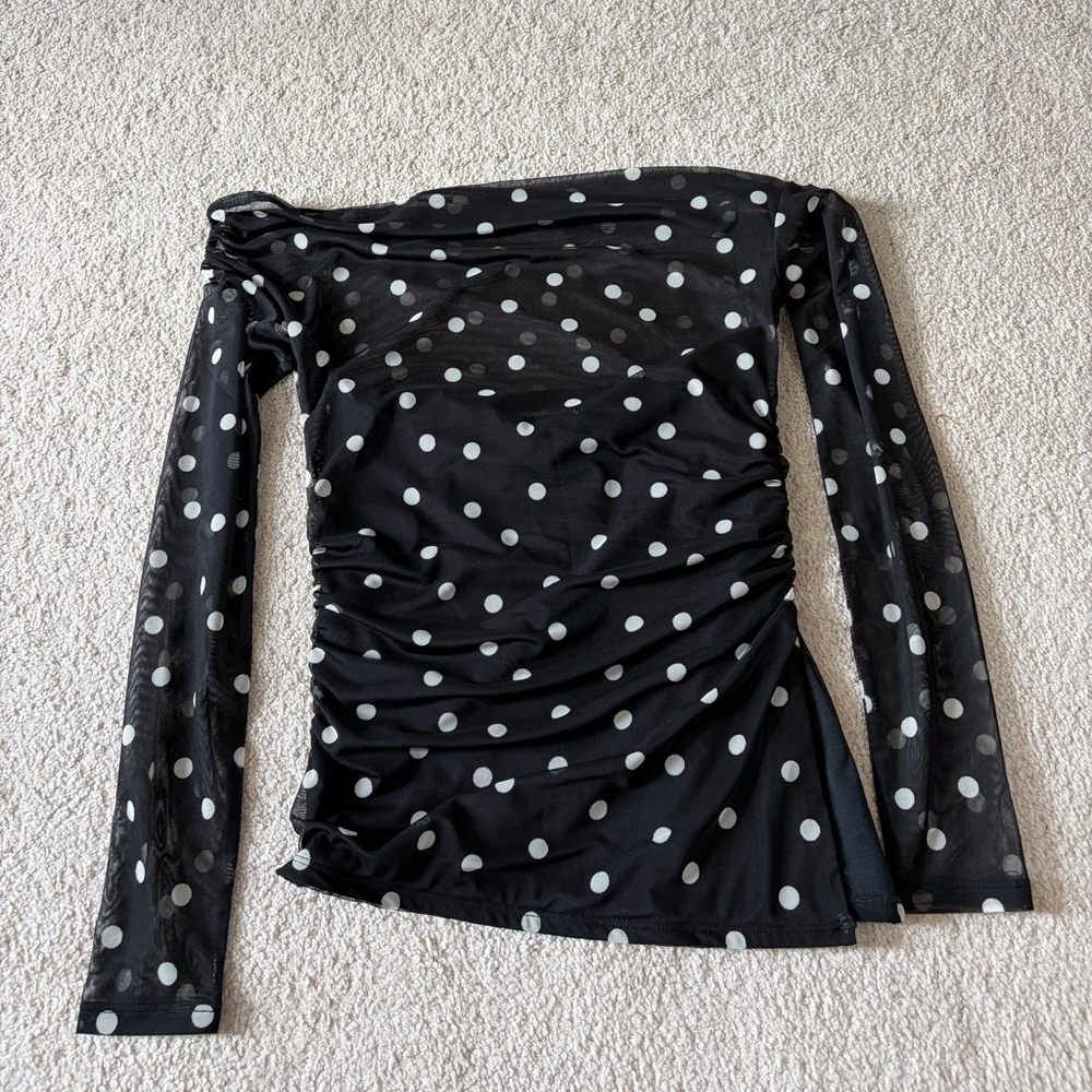 Abercrombie & Fitch Black Polka Dot One-Shoulder Long Sleeve Top
